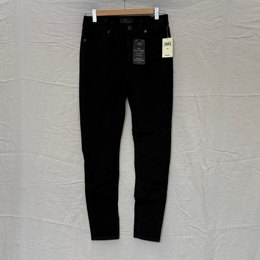 NWT Lucky Brand Women’s Brooke Legging Jean, midrise